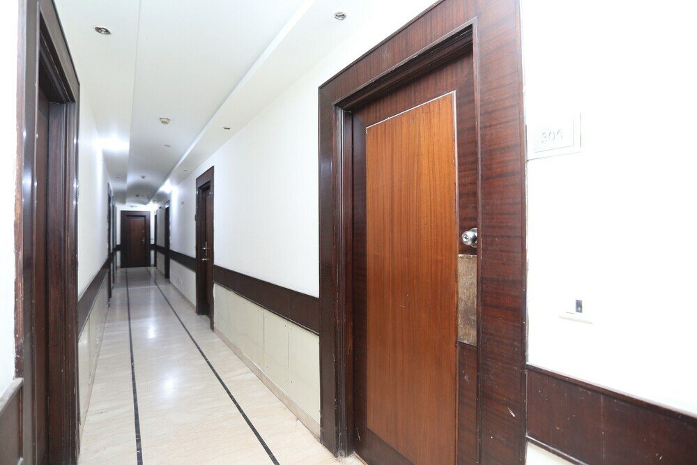 Фото Oyo 6845 The Grand Hotel