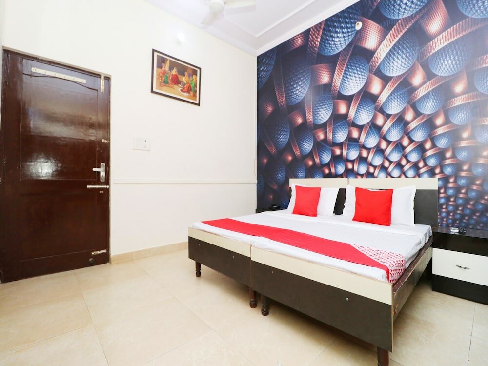 Фото Oyo 37903 Best Stay Guest House
