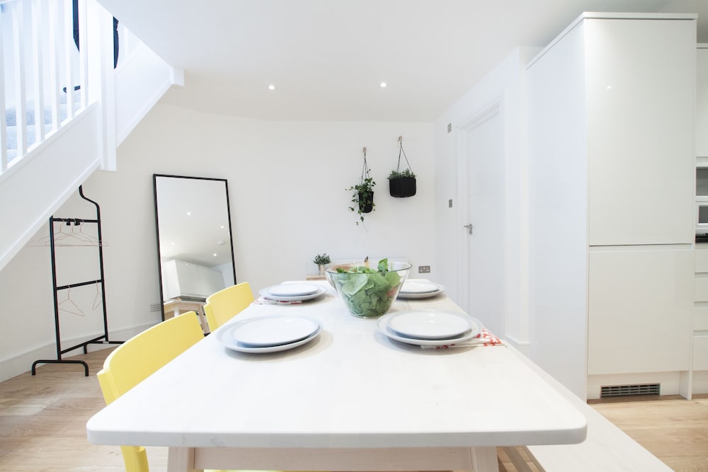 Фото Greyhound Residences by Allô Housing