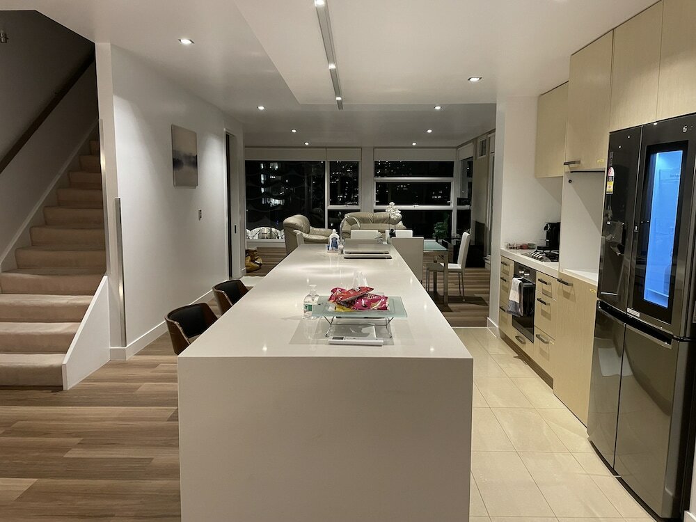 Фото Luxury Penthouse Above the Shopping Town