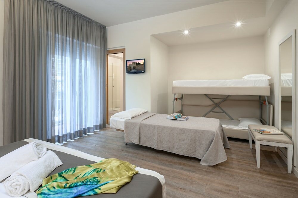 Фото Hotel Atlas