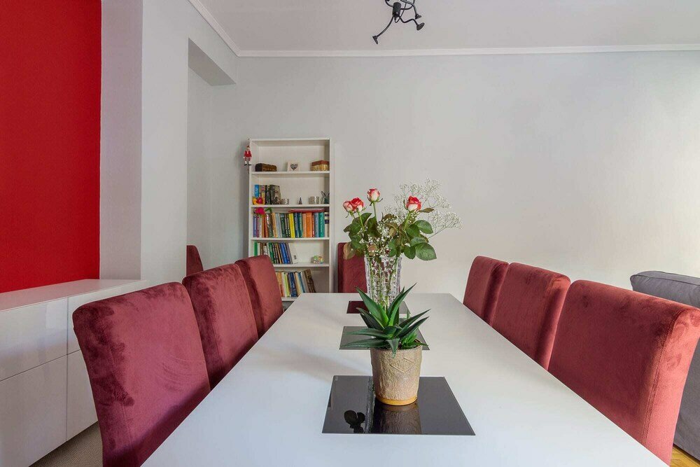 Фото Adorable 2 Bedrooms Apartment in Athens