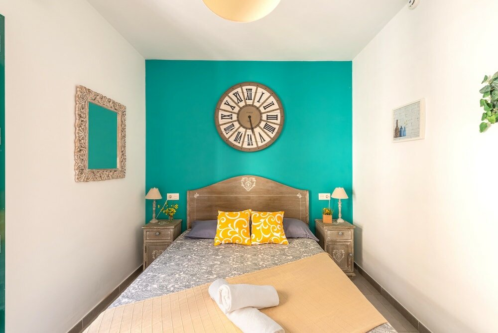 Фото Skysea Holidays City Center Suites