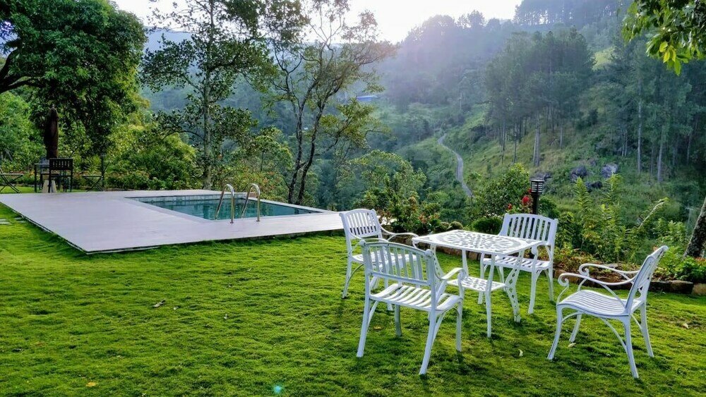 Фото Rockbourne Bungalow