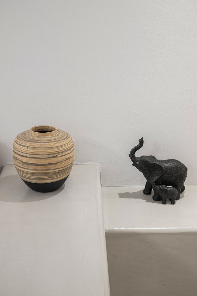 Фото Pebble Luxury Suite by the Sea