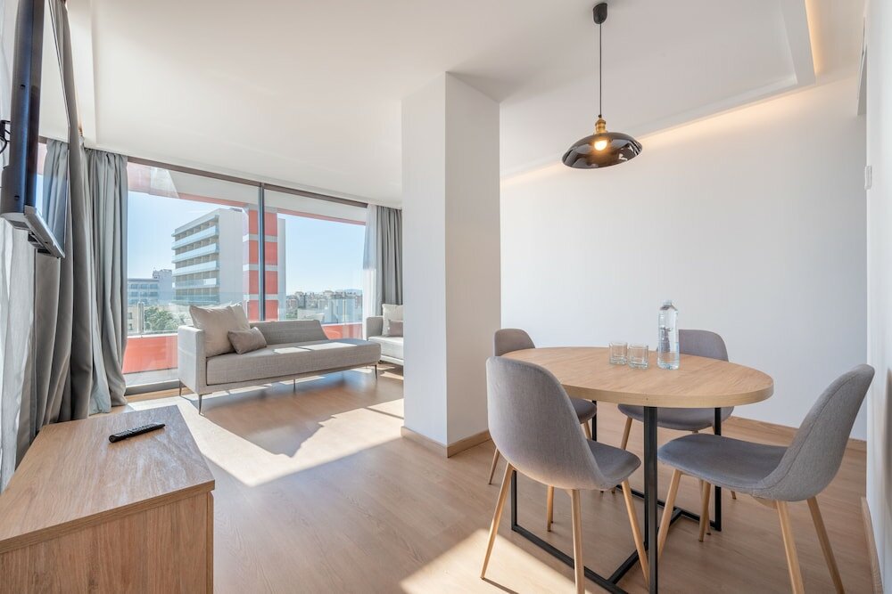 Фото Hotel Kyrat Amarac Suites