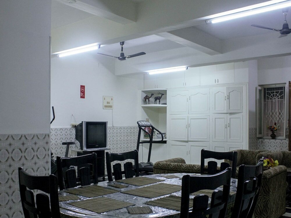 Фото Oyo 4189 Rose Flower Service Apartment