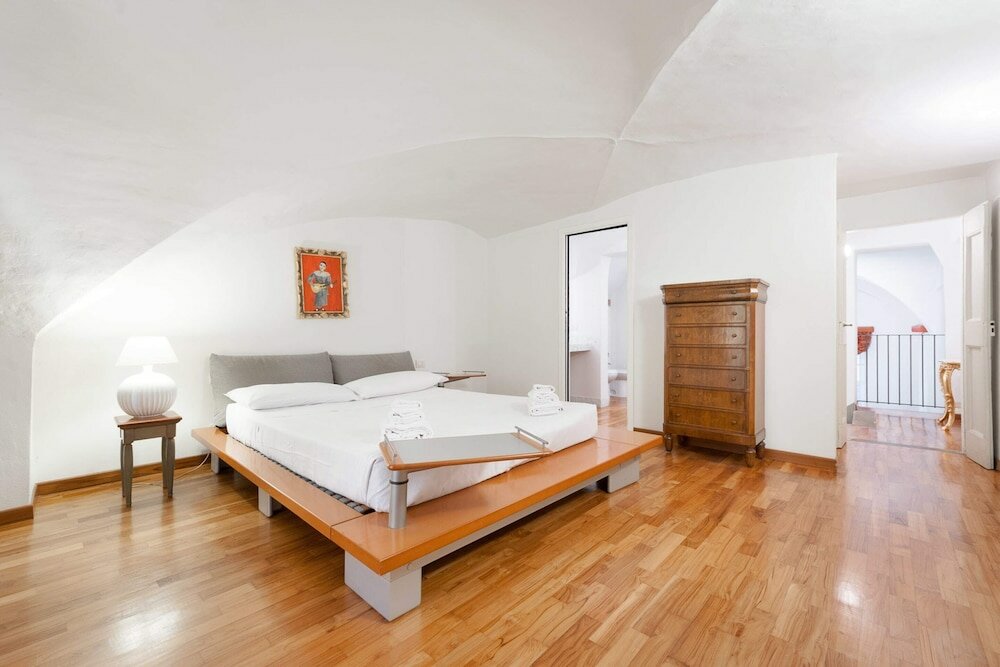 Фото Short-let Florence Pontevecchio Suite