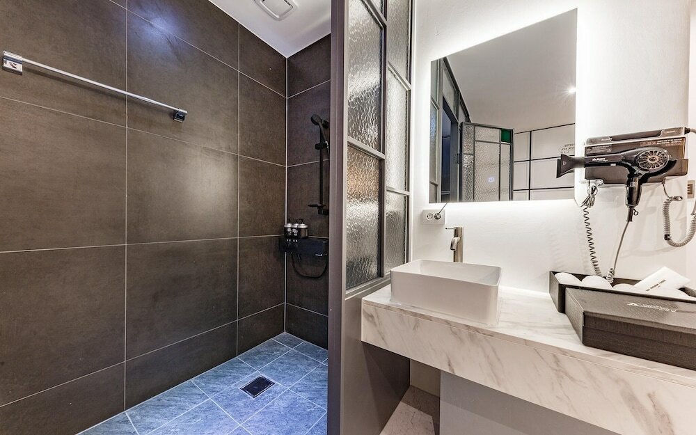 Фото Daejeon Daeheung Hotel Knock On