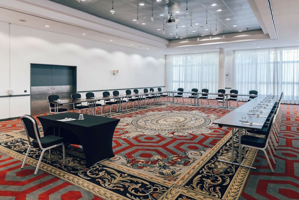 Фото Pentahotel Wiesbaden