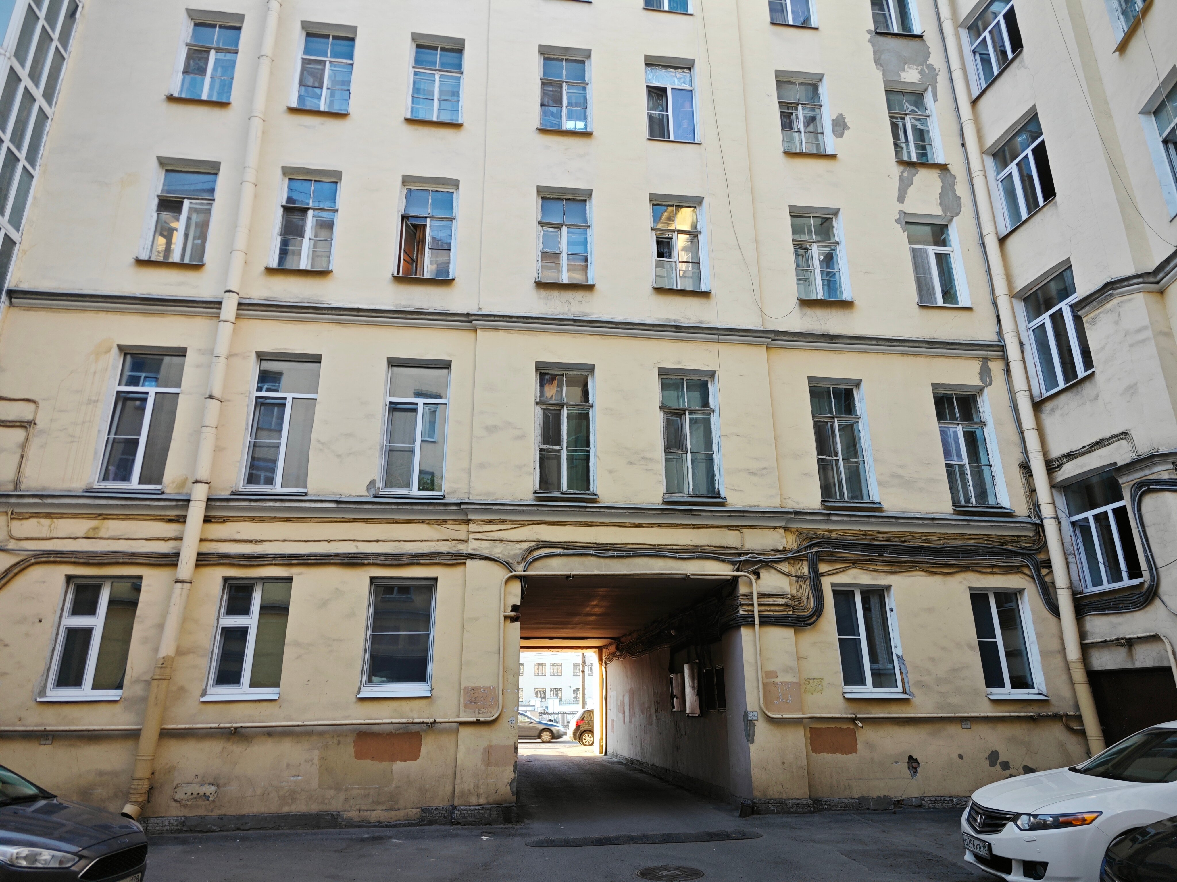 Фото отеля 2