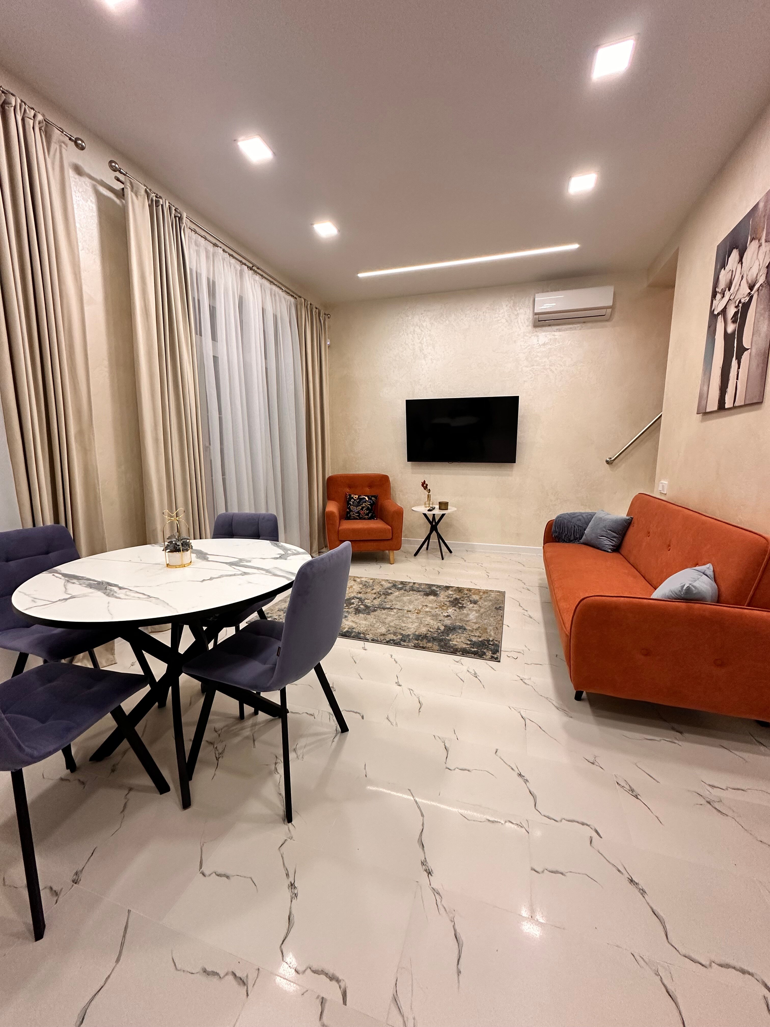 Фото Twins House