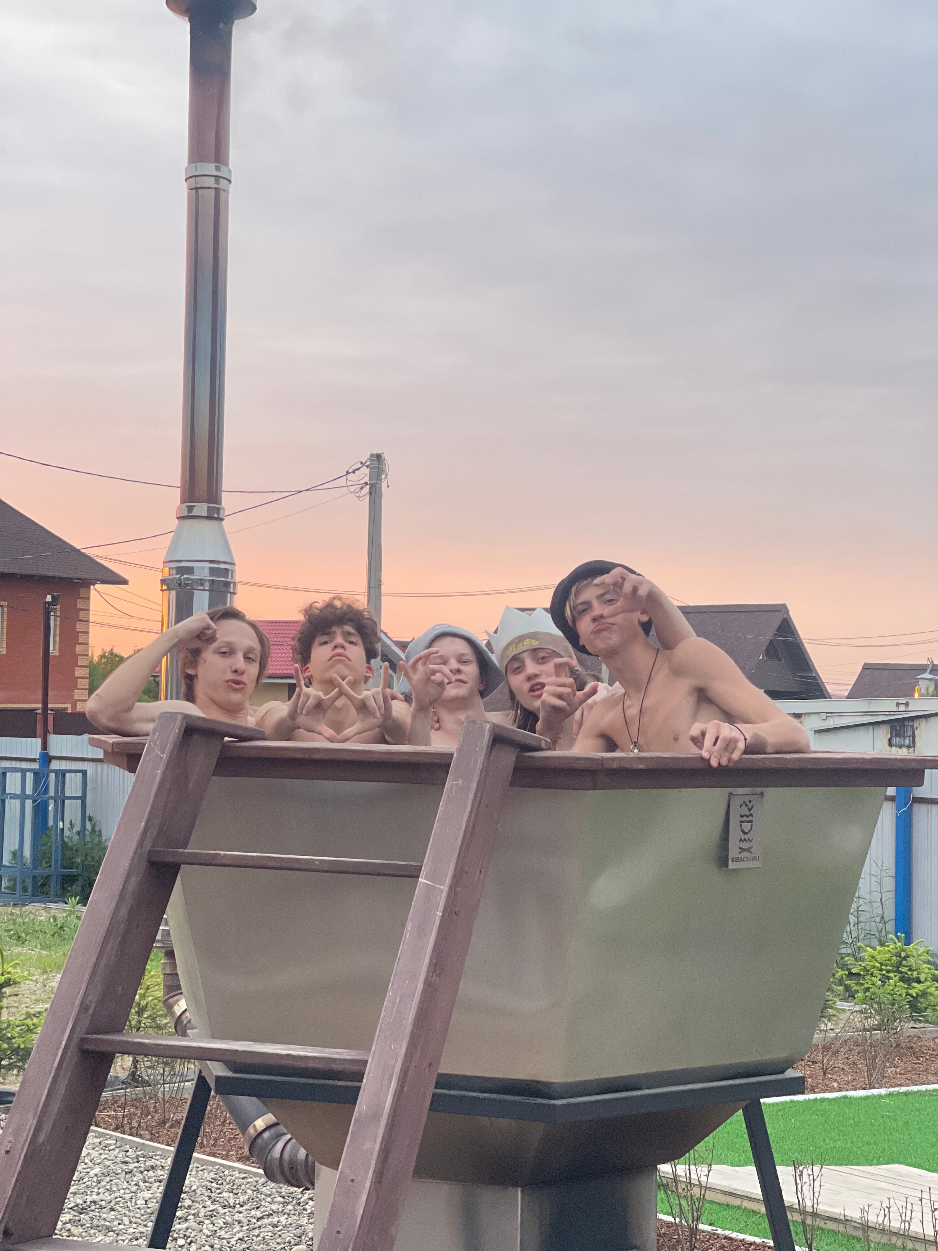 Фото Не тот лес