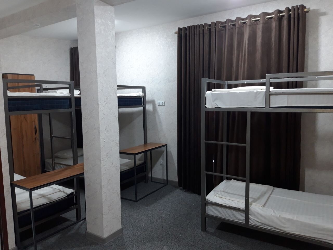 Фото White House Hotel