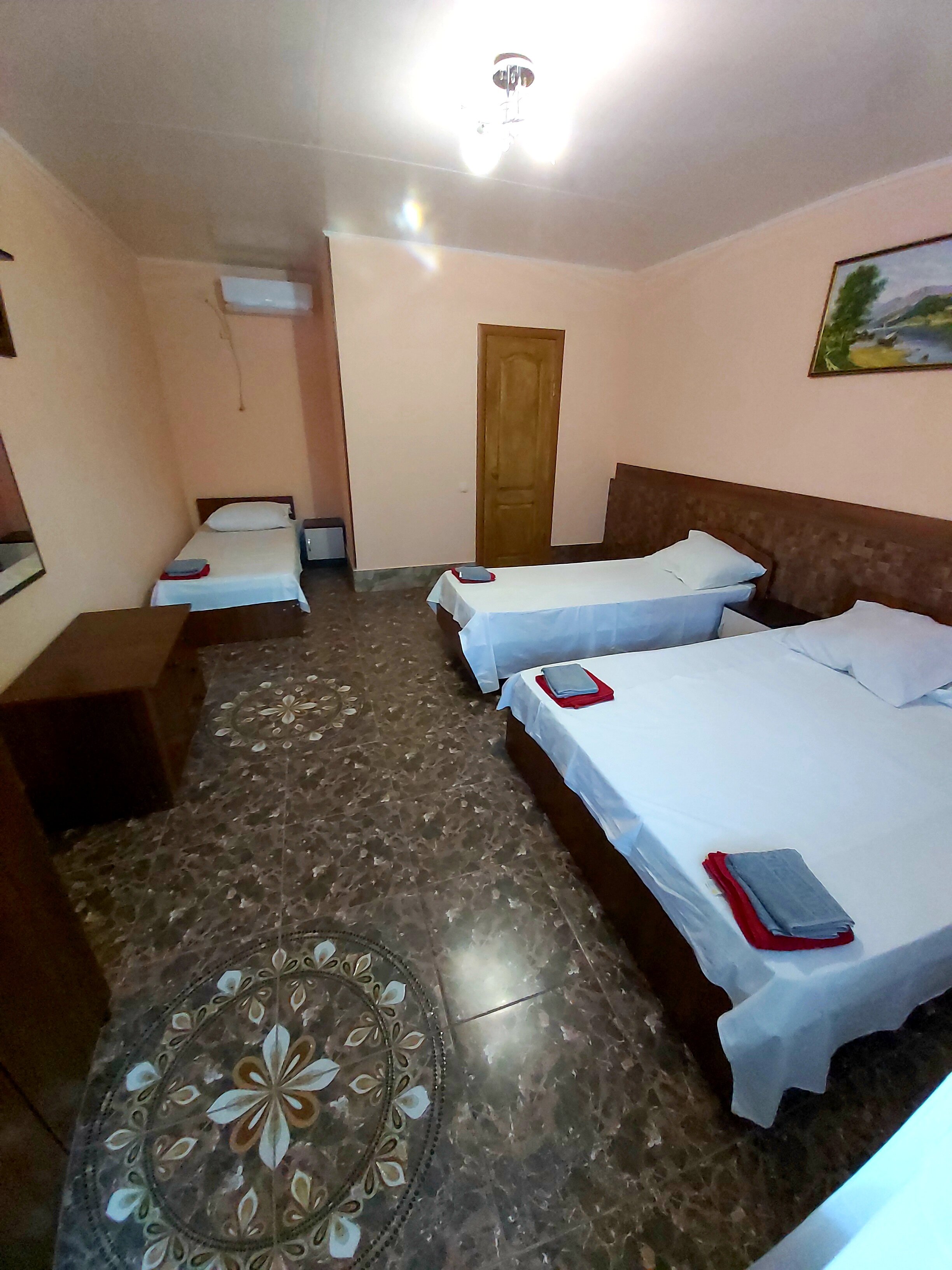 Фото Атмосфера