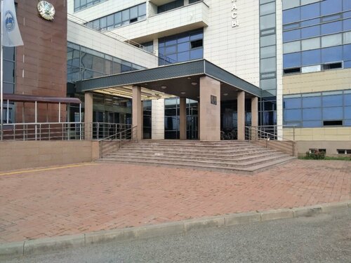 Кармен Электра порно фильмде ойнады