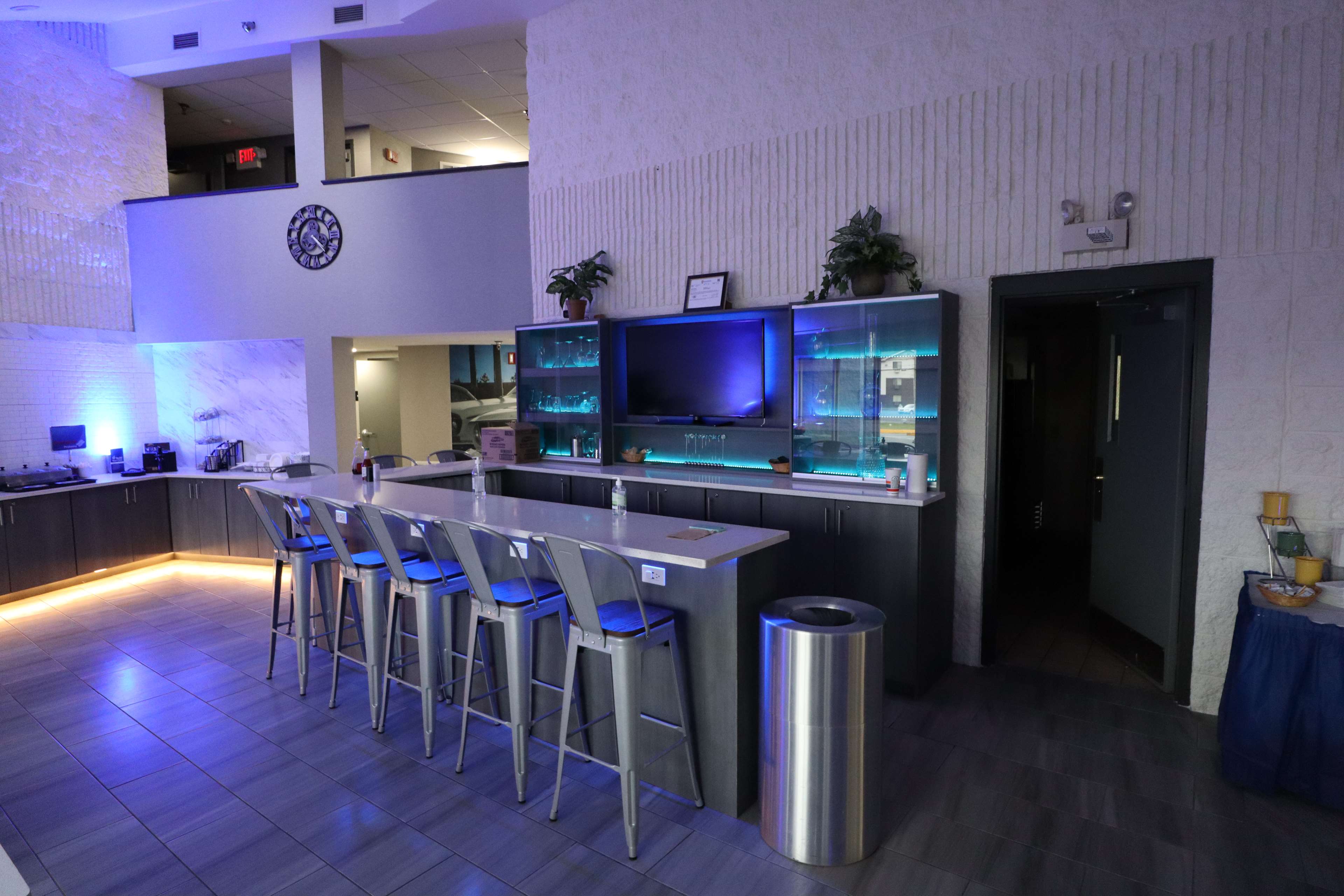 Фото Carlisle Hotel