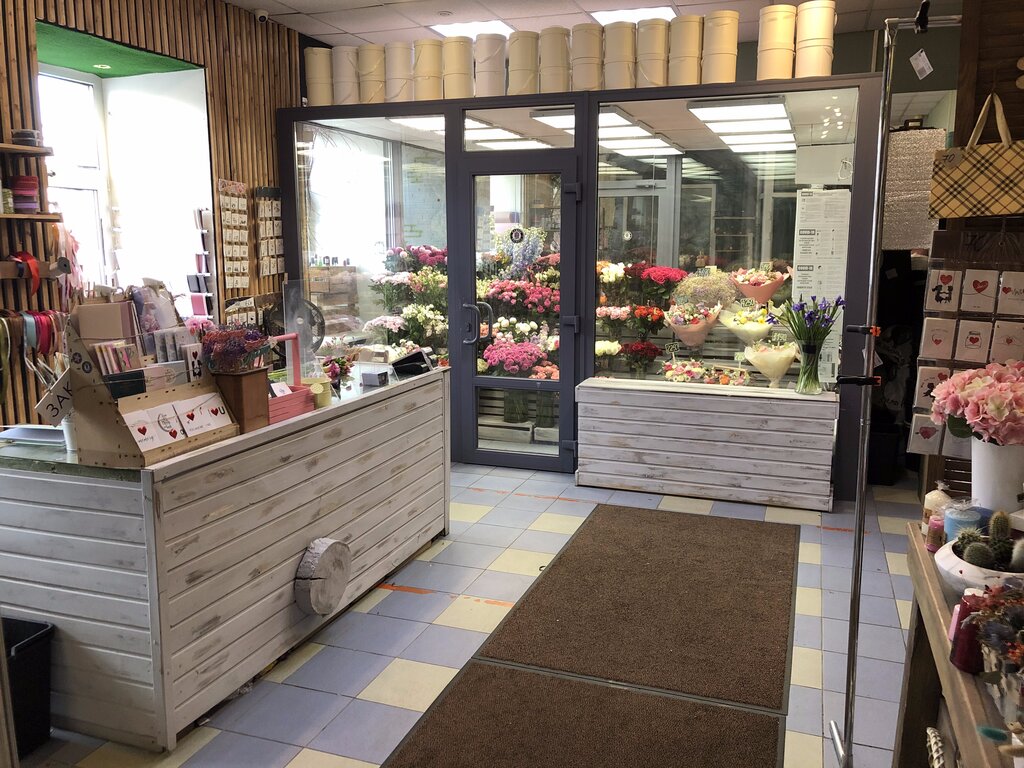 Flower shop Fmart, Saint Petersburg, photo