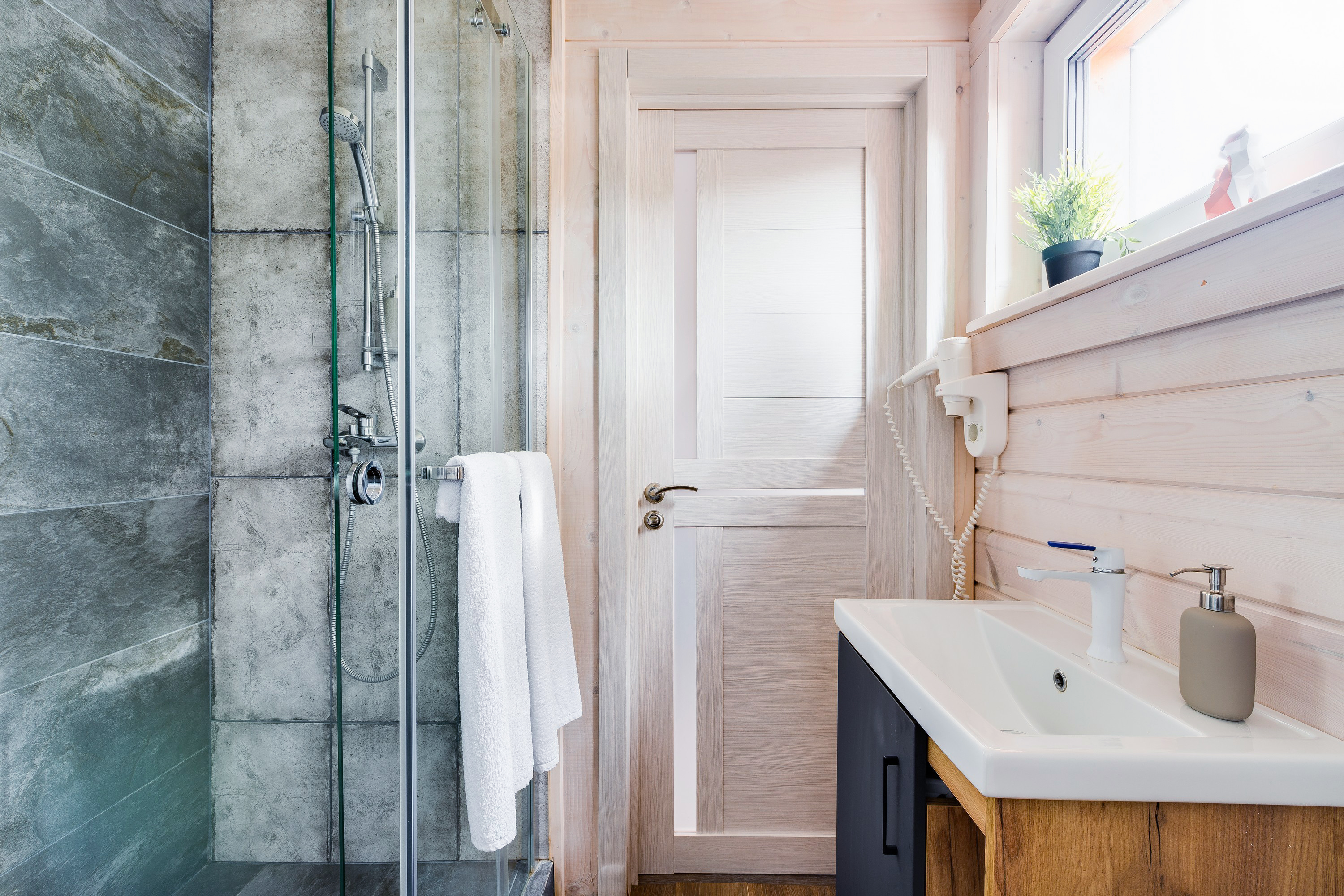 Фото Лиса в шалаше