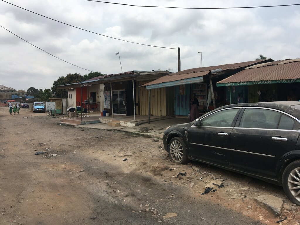 Beauty salon Pedicure and manicure, Accra, photo