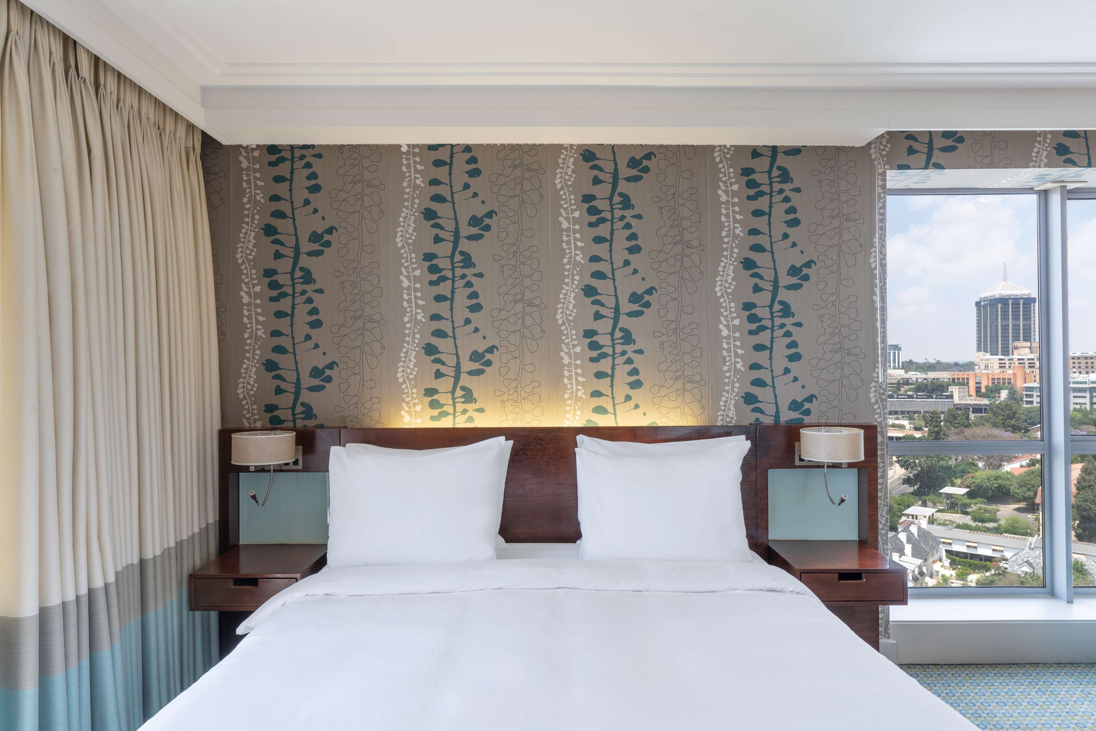 Фото Radisson Blu Hotel, Sandton Johannesburg