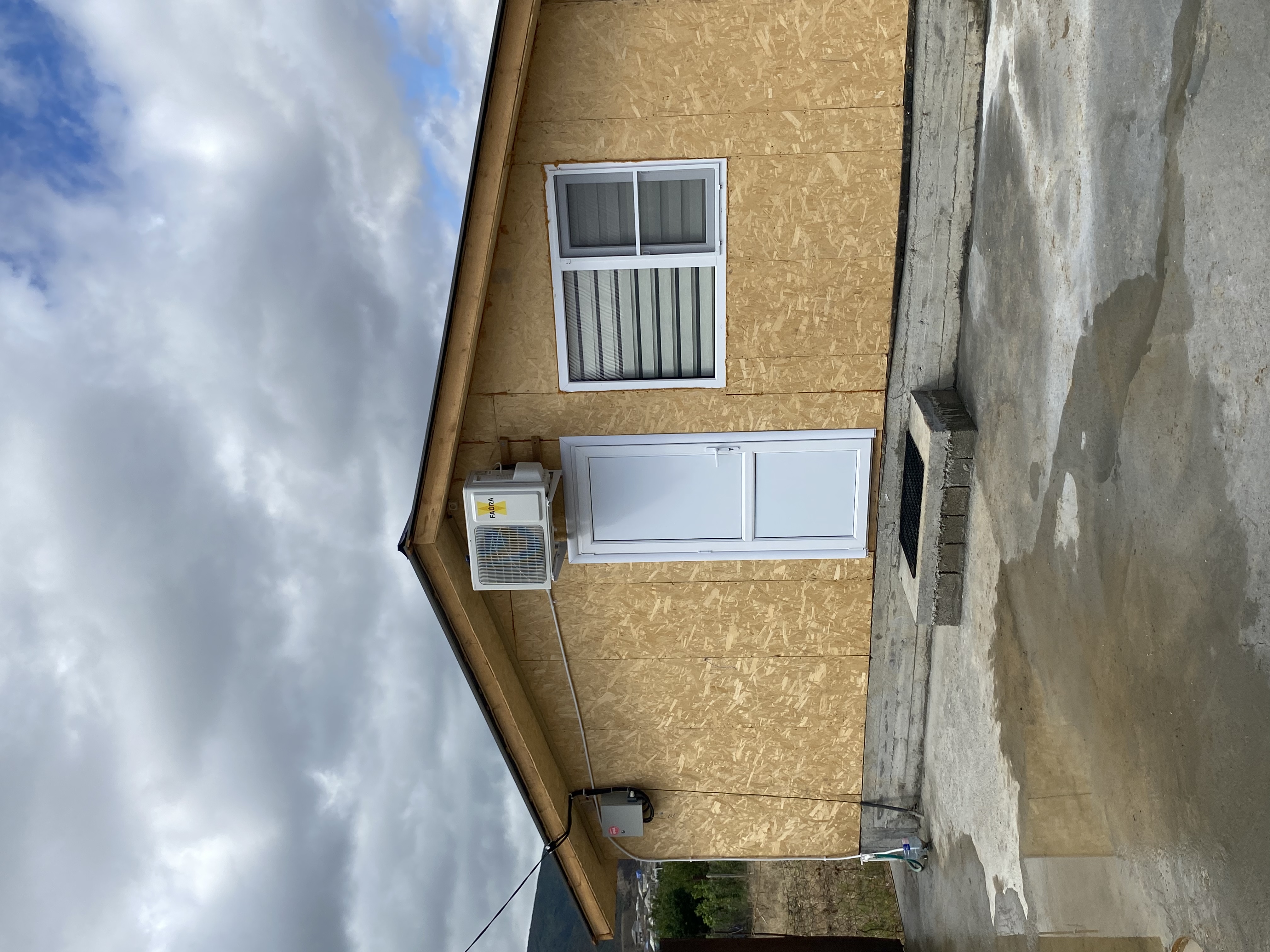 Фото Домик у обрыва