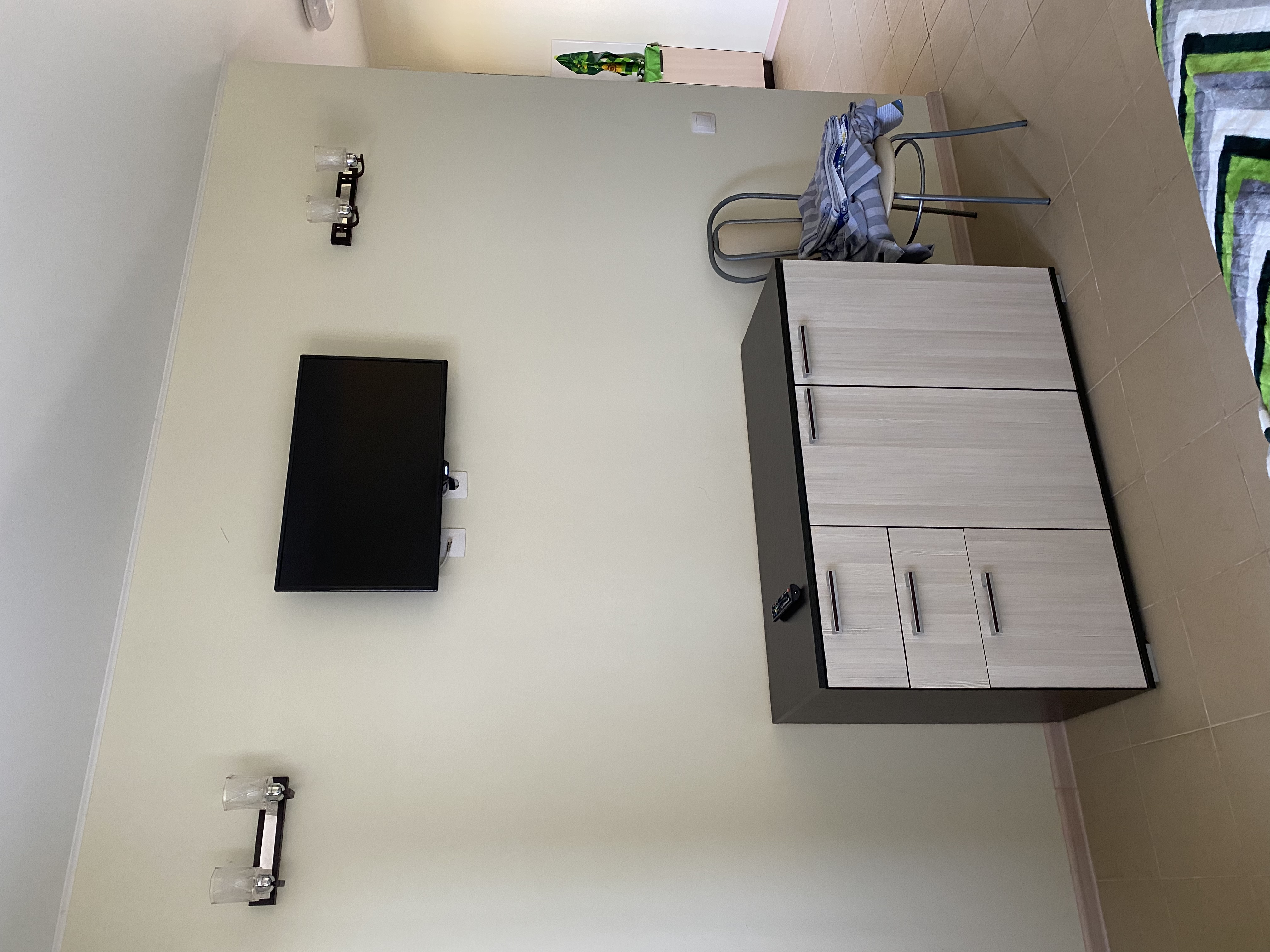 Фото Солнечный