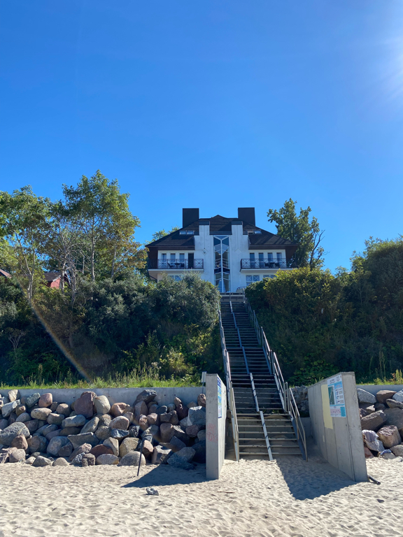 Фото Априори