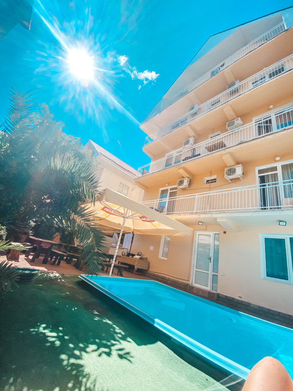 Фото отеля 3