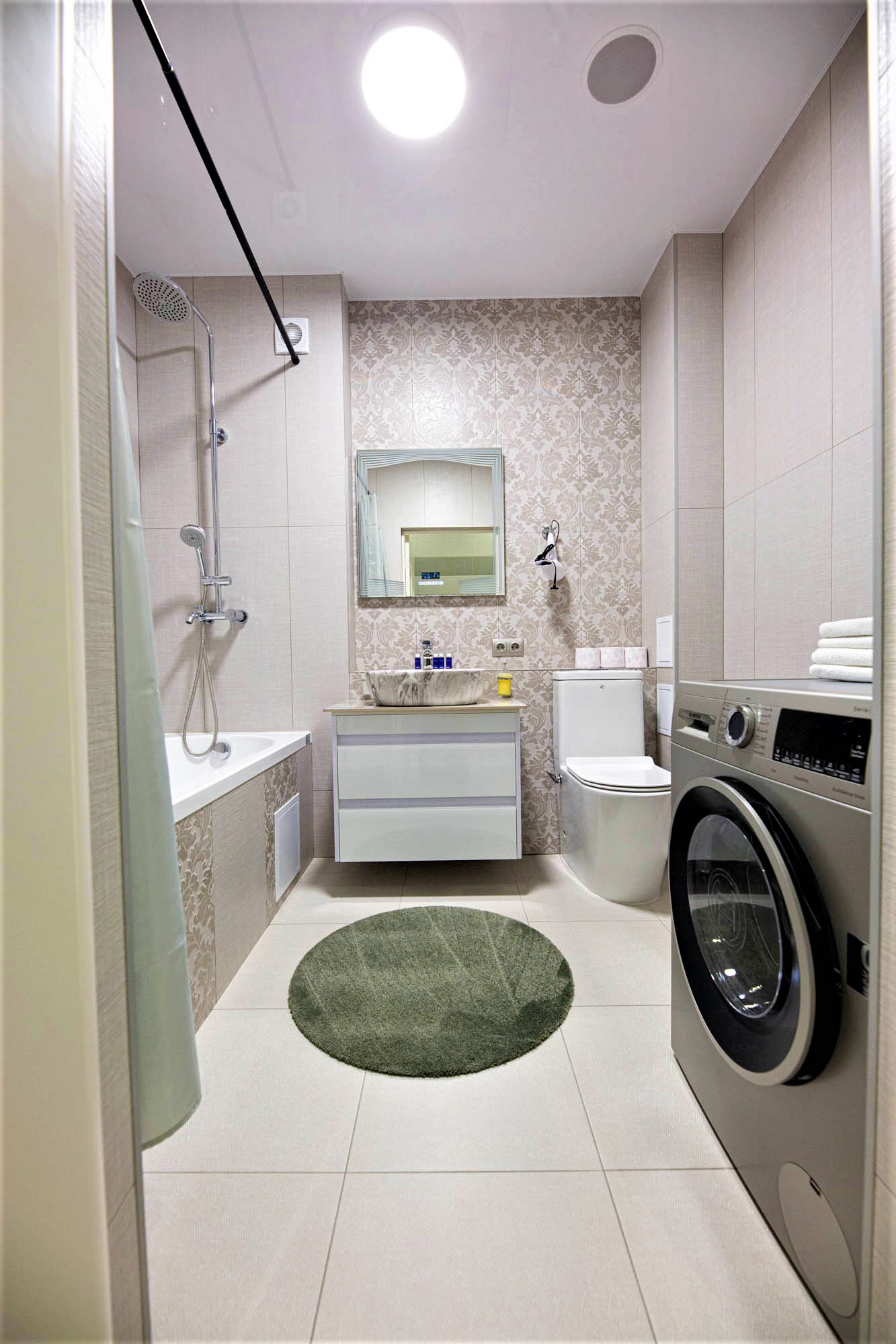 Фото Crown39 на улице Памяти Павших в Афганистане