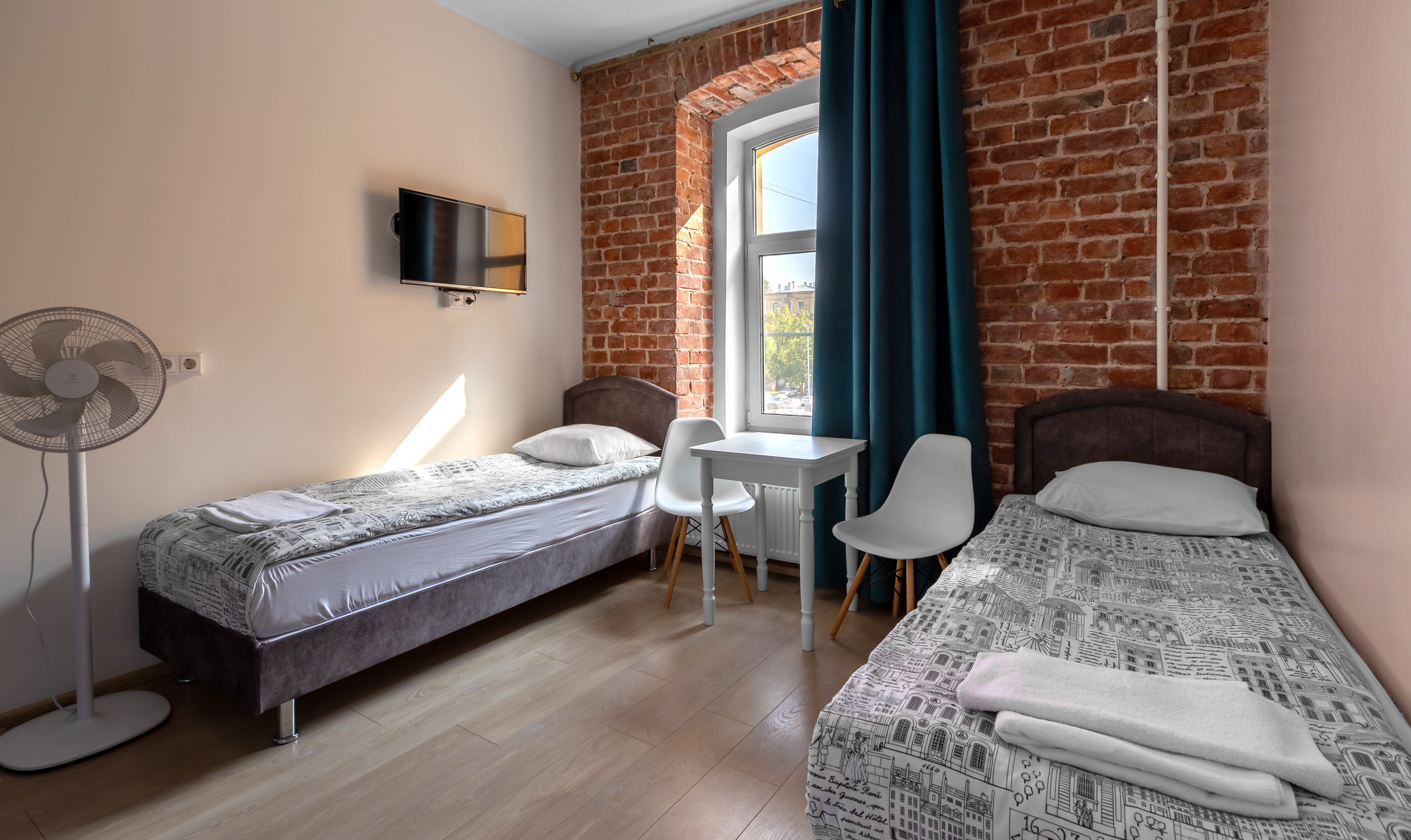 Фото отеля 2