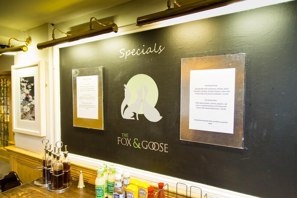 Фото Fox and Goose Inn