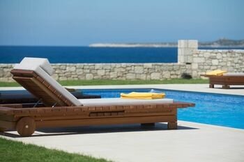 Гостиница Callisto Seaside Homes & x26; Suites