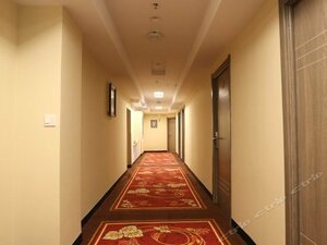 Гостиница Shennong Hotel