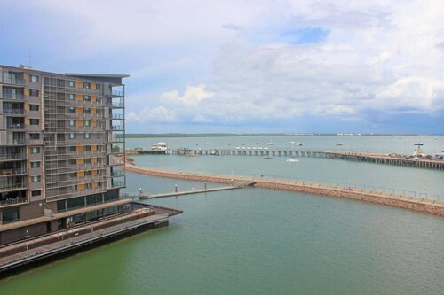 Гостиница Darwin Waterfront Short Stay Apartments в Северной территории