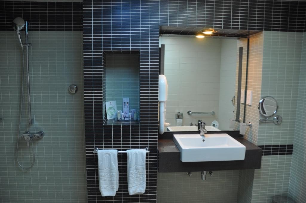 Фото Parsian Evin Hotel