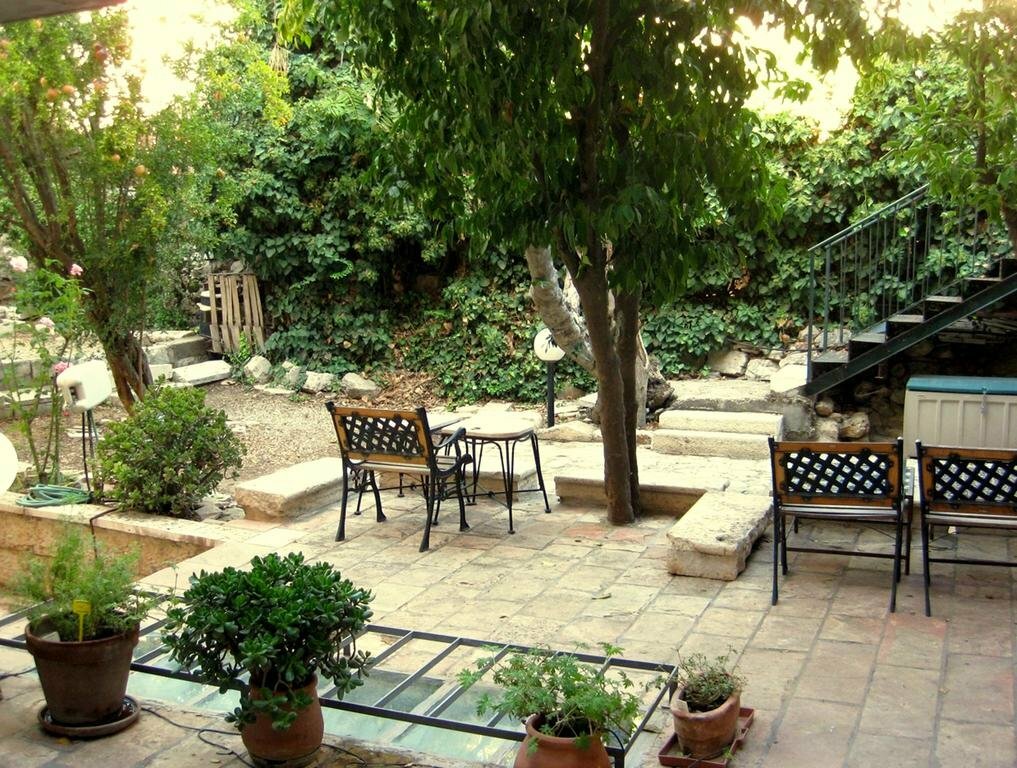 Hotel Jerusalem Accommodation. Central, Green & Quiet - Magas House, Jerusalem, photo