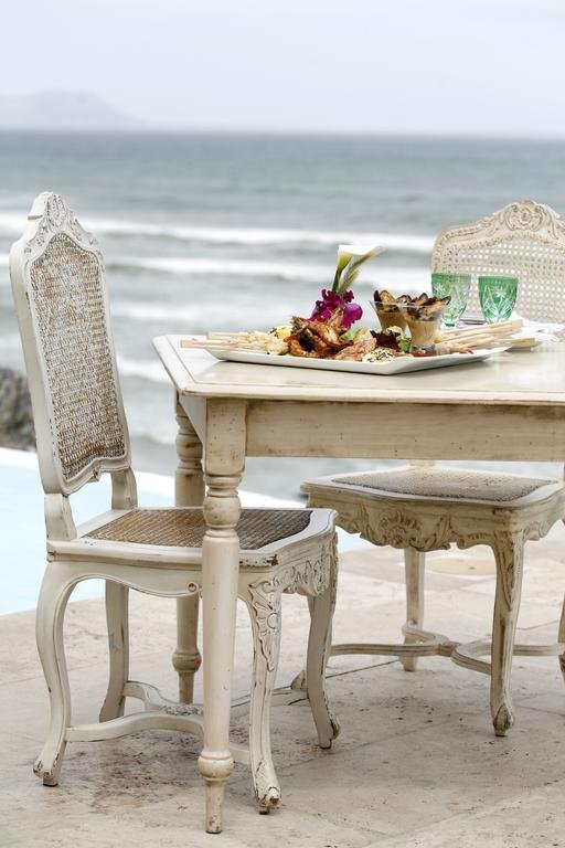 Фото Birkenhead House