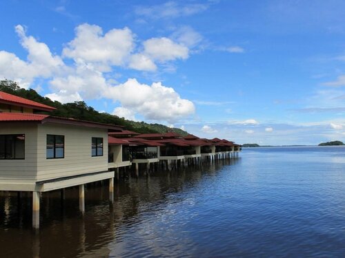 Гостиница Mangrove Paradise Resort в Бандар-Сери-Бегаване