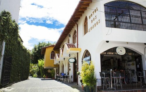 Гостиница Hotel Dos Mundos в Панахачели