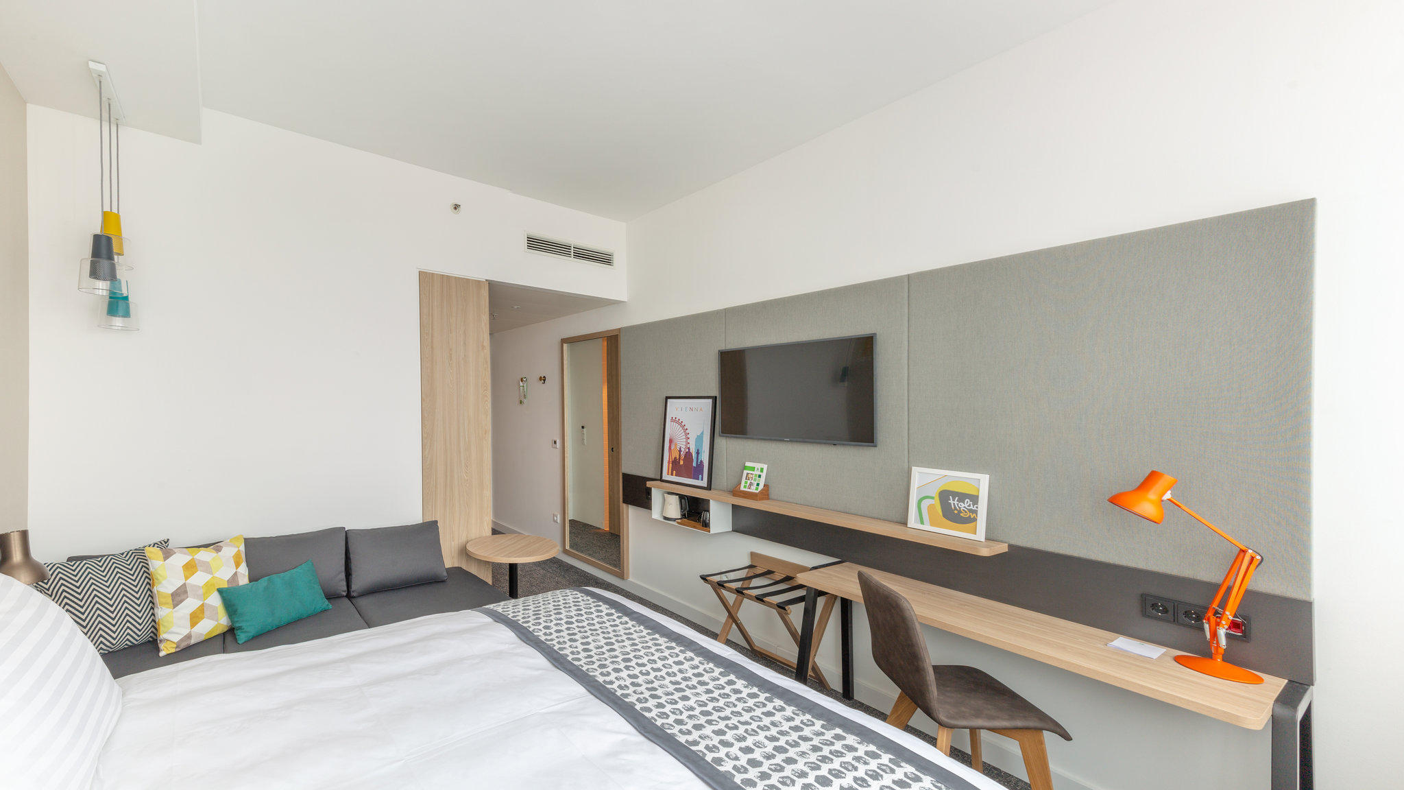 Фото Clarion Hotel Vienna South