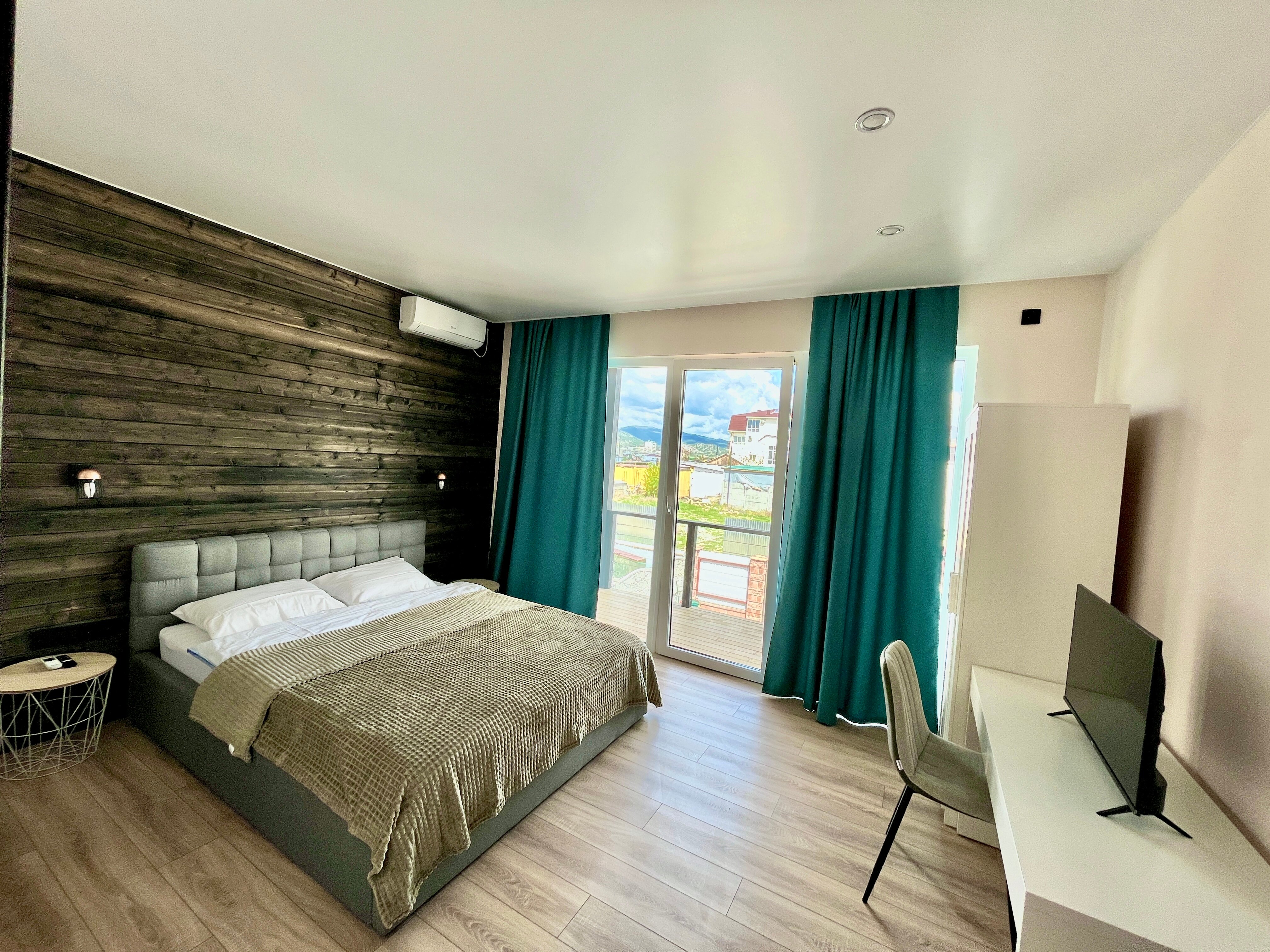 Фото отеля 2