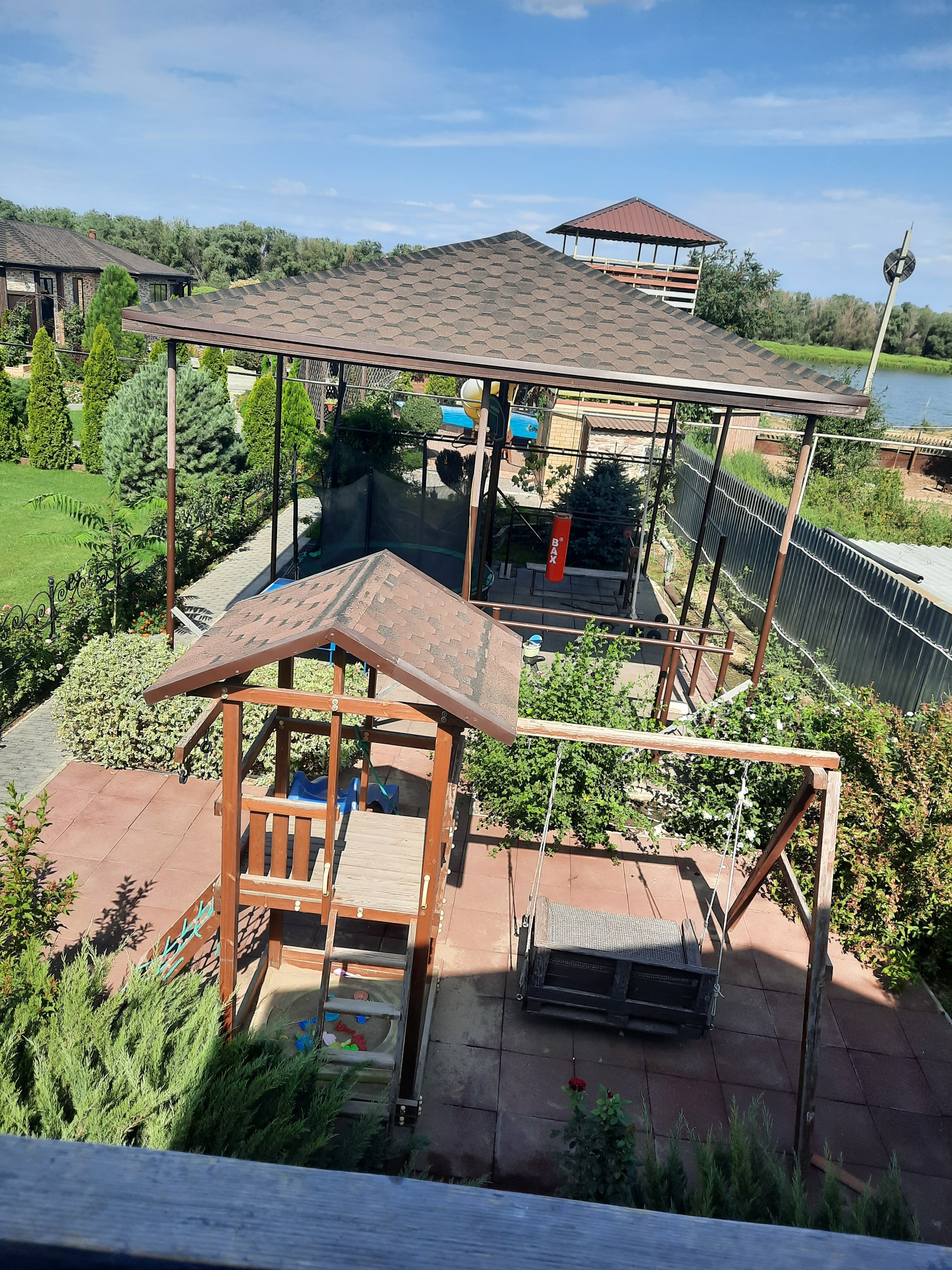 Фото Атмосфера