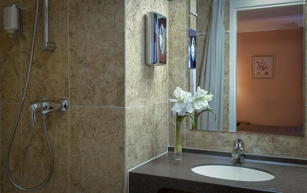 Фото Hotel De Varenne