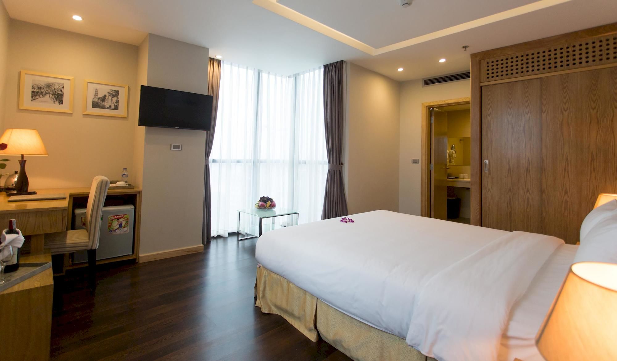 Фото Park Side Sunline Hotel