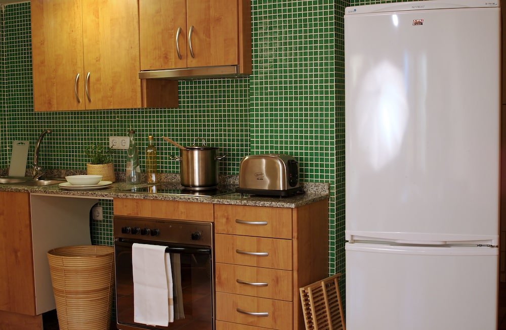 Фото AinB Las Ramblas-Guardia Apartments