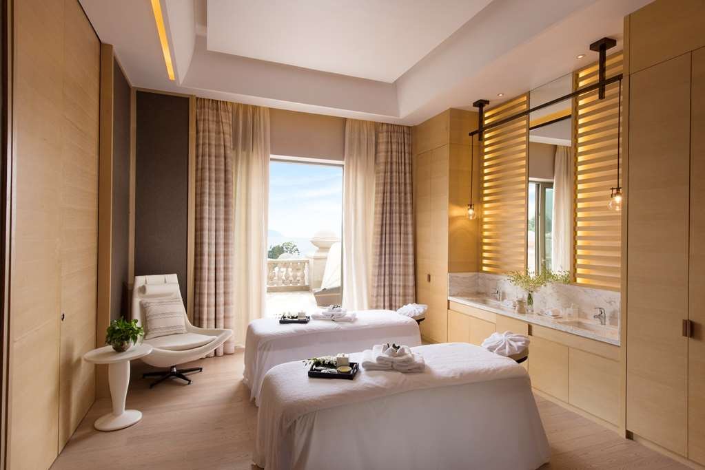 Фото Hilton Yuxi Fuxian Lake