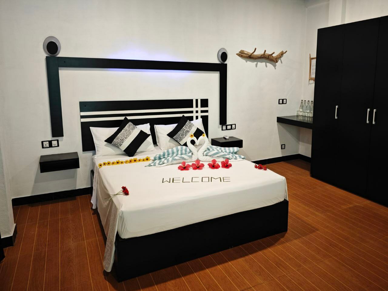 Фото Dhonfulhafi Beach View & SPA