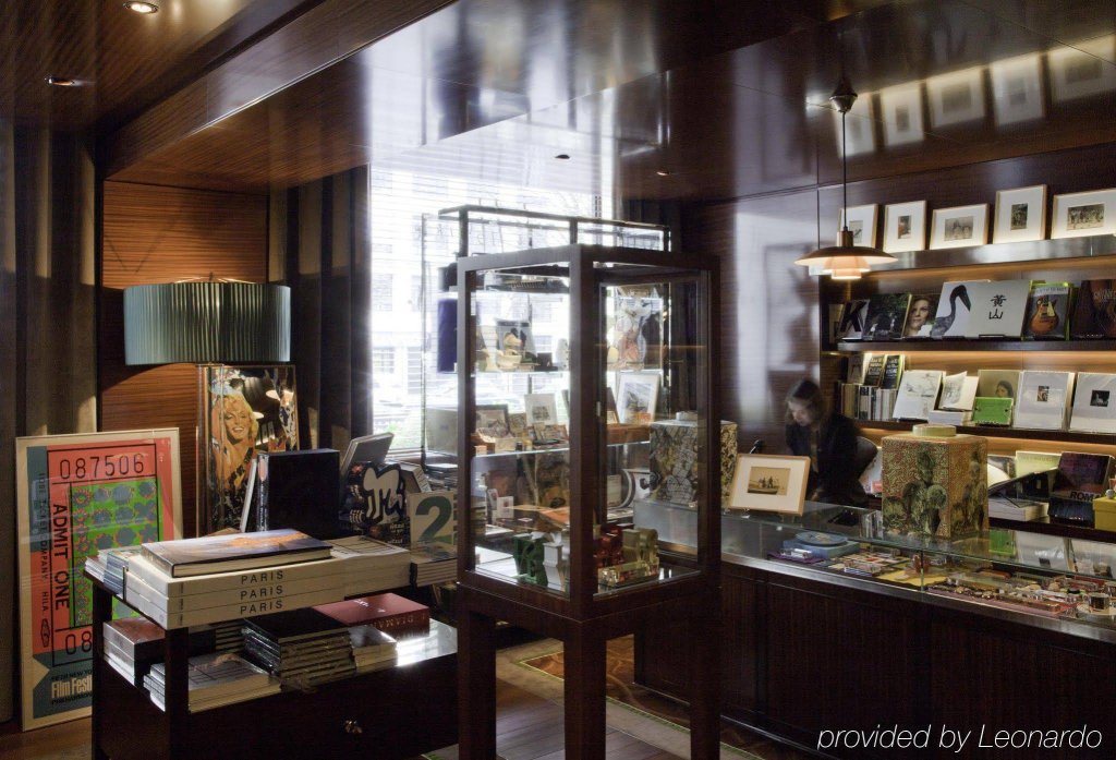 Фото Le Royal Monceau Raffles Paris