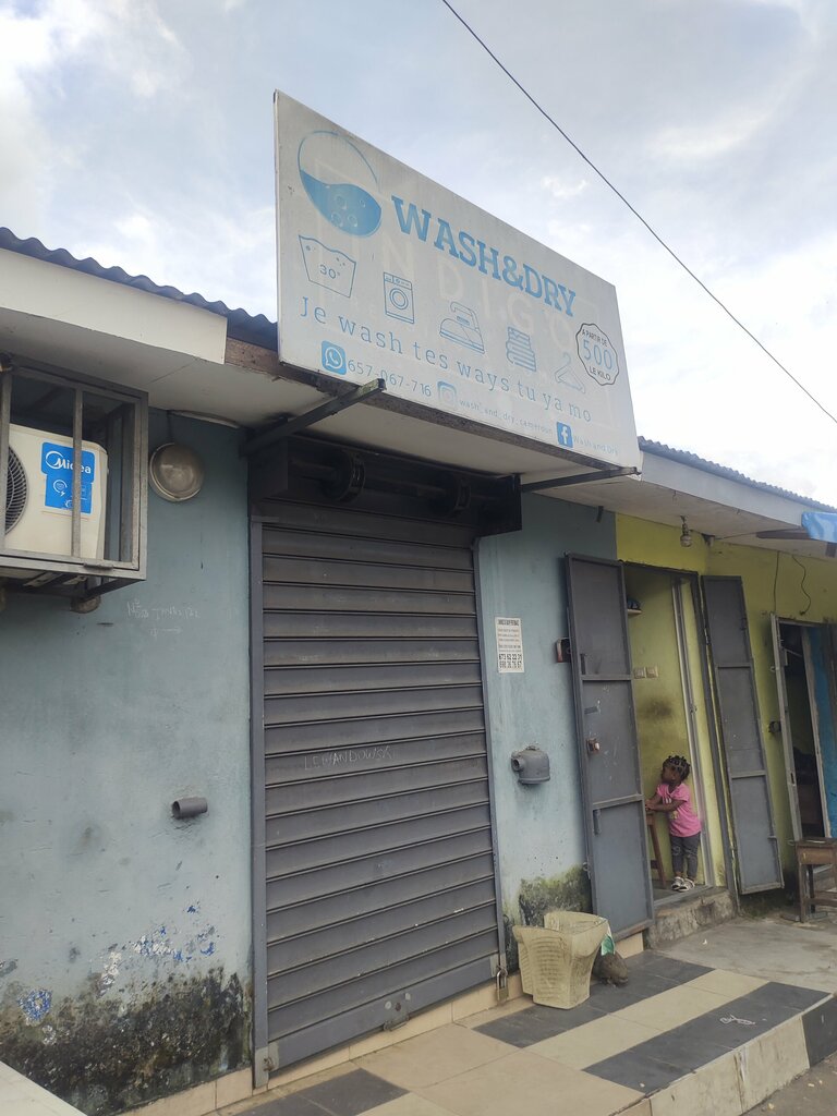 Laundry Wash And Dry, Douala, photo